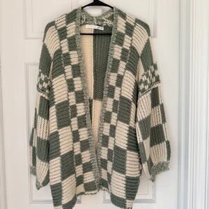 Talulah NWT Women's Oversized Sweater